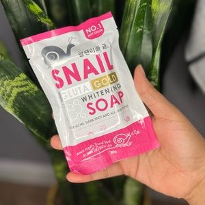 Snail Gluta Gold Whitening Soap